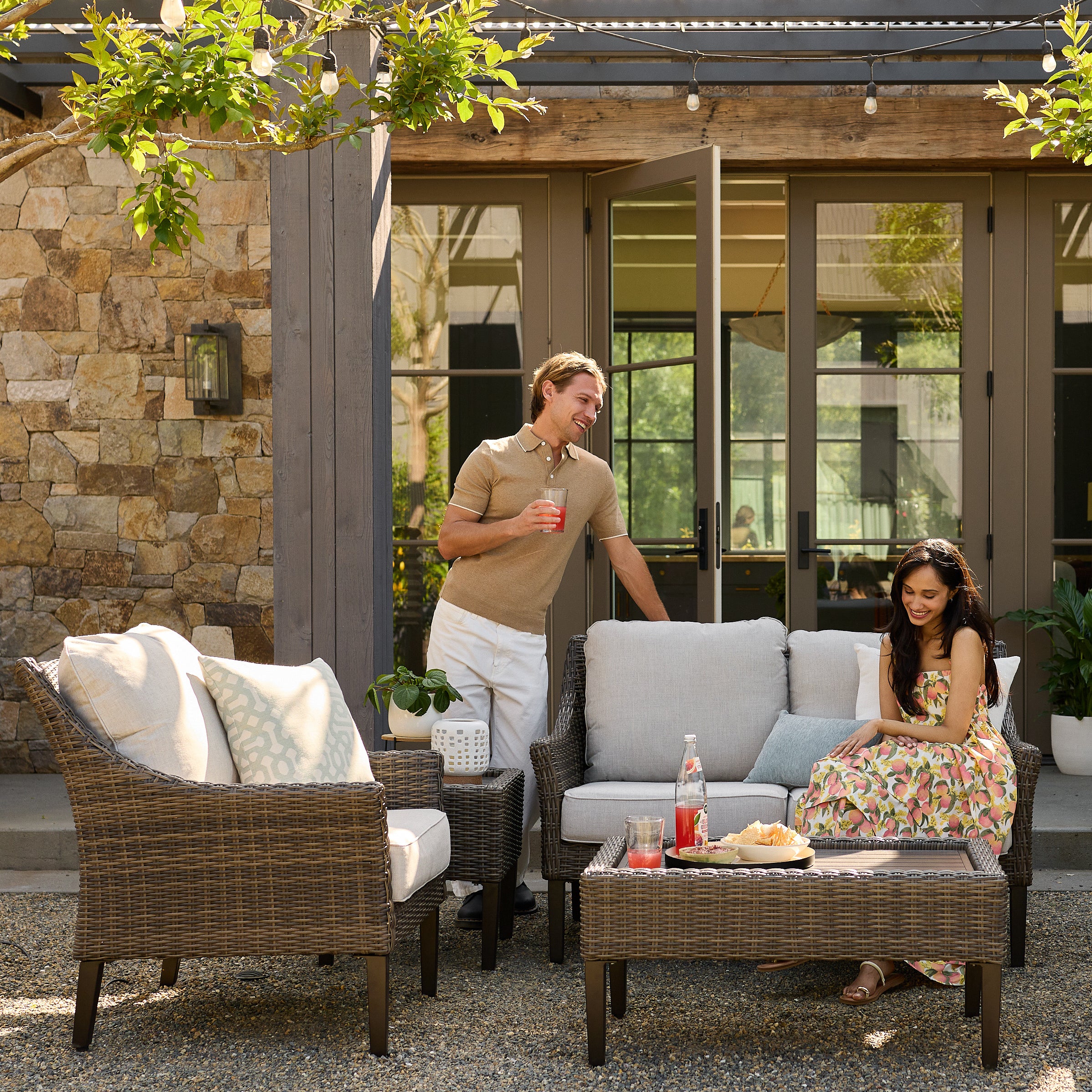 Harriet Conversation Set with Fixed Chairs - Image 7