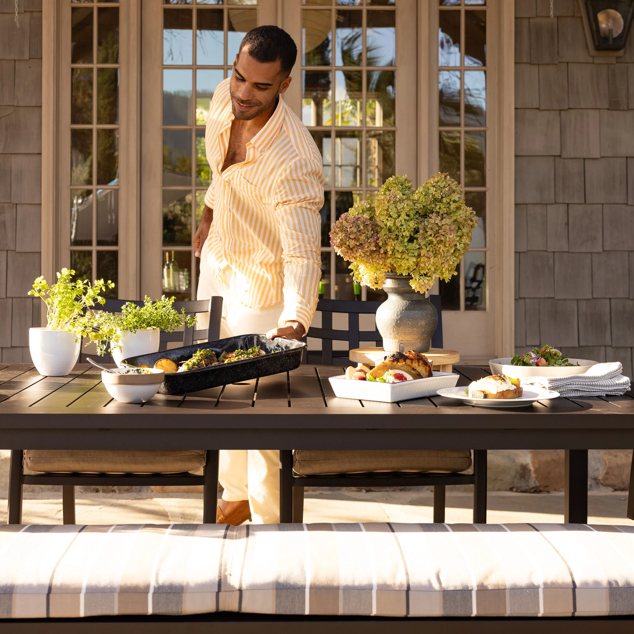 Lily 5-Piece Round Outdoor Dining Set - Image 11